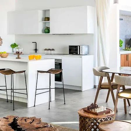 Chris Le Mare Gold Luxury Willa Protaras