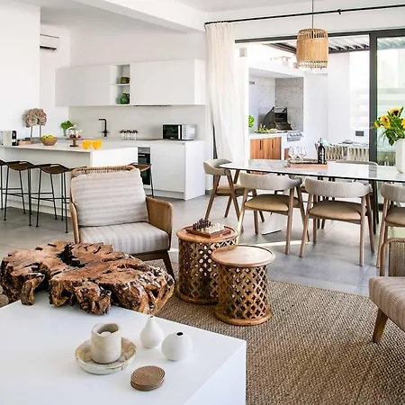 Chris Le Mare Gold Luxury * Protaras