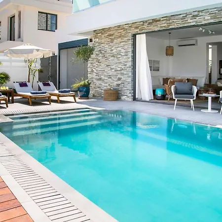 Chris Le Mare Gold Luxury Protaras