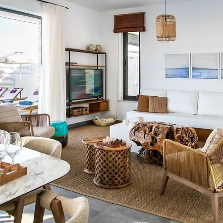 Chris Le Mare Gold Luxury * Protaras