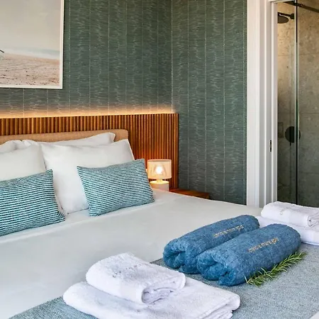 וילה Chris Le Mare Gold Luxury